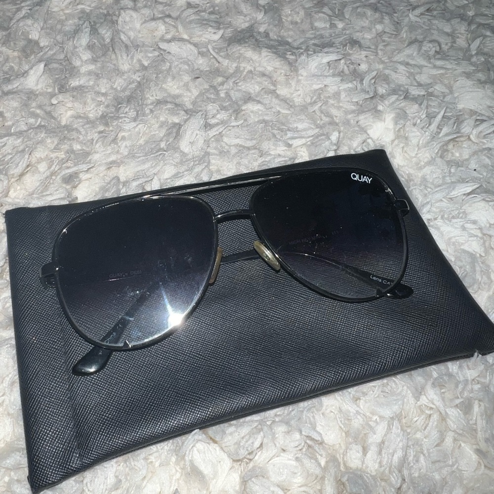 Quay High Key Mini Glasses